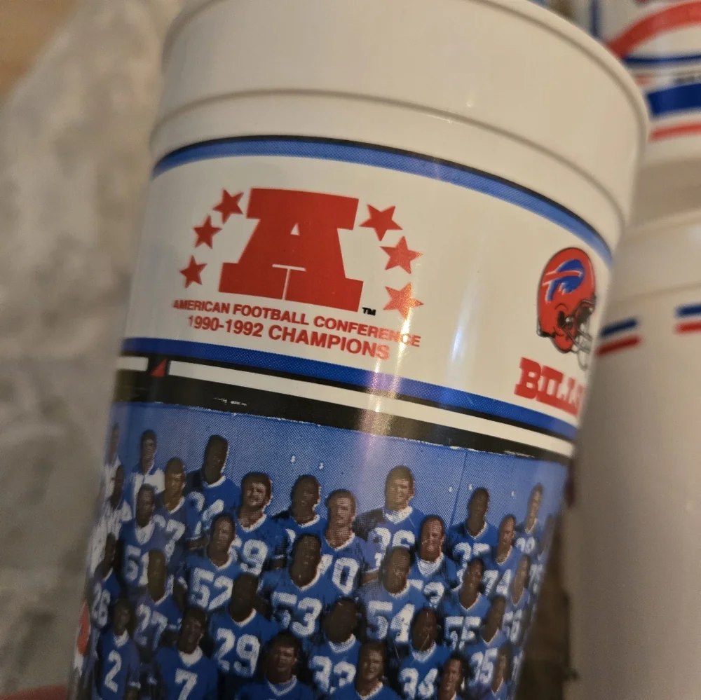 Set Of 13 Vintage 1990s NFL Buffalo Bills Collectible Plastic Cups